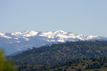 Snowy mountains south of Yosemite